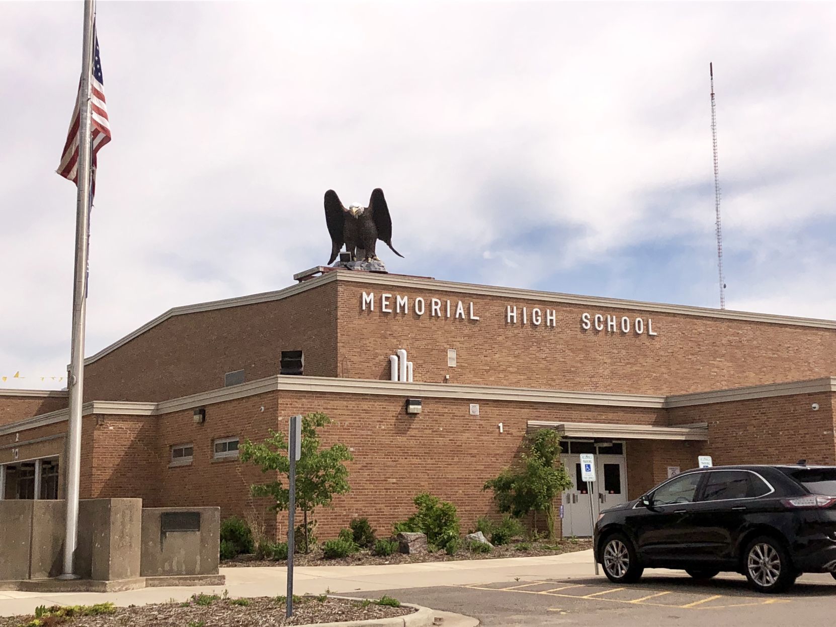 Eau Claire Memorial High School.JPG